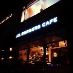 ベイクルーズグループが展開する「J.S. BURGERS CAFE」の限定バーガーを食べてみる。